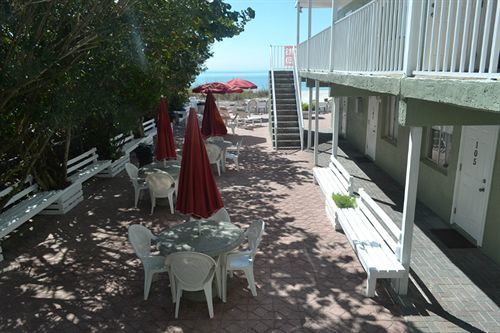 سانت بيتي بيتش Schooner Hotel المظهر الخارجي الصورة
