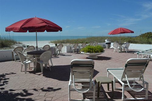 سانت بيتي بيتش Schooner Hotel المرافق الصورة